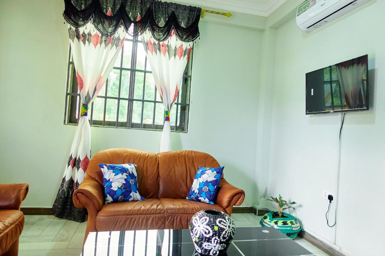 Indigo Cottage And Apartment Kumasi Extérieur photo