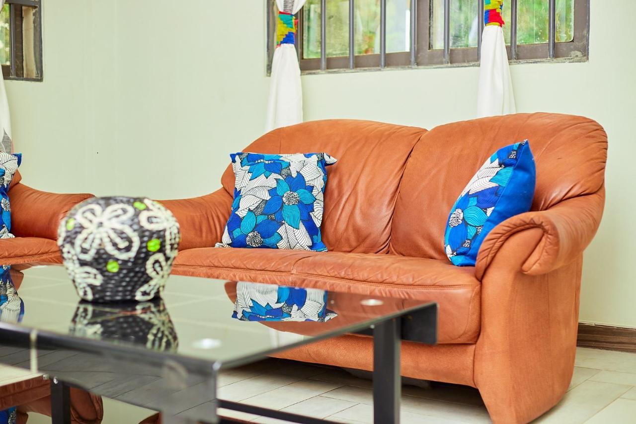 Indigo Cottage And Apartment Kumasi Extérieur photo