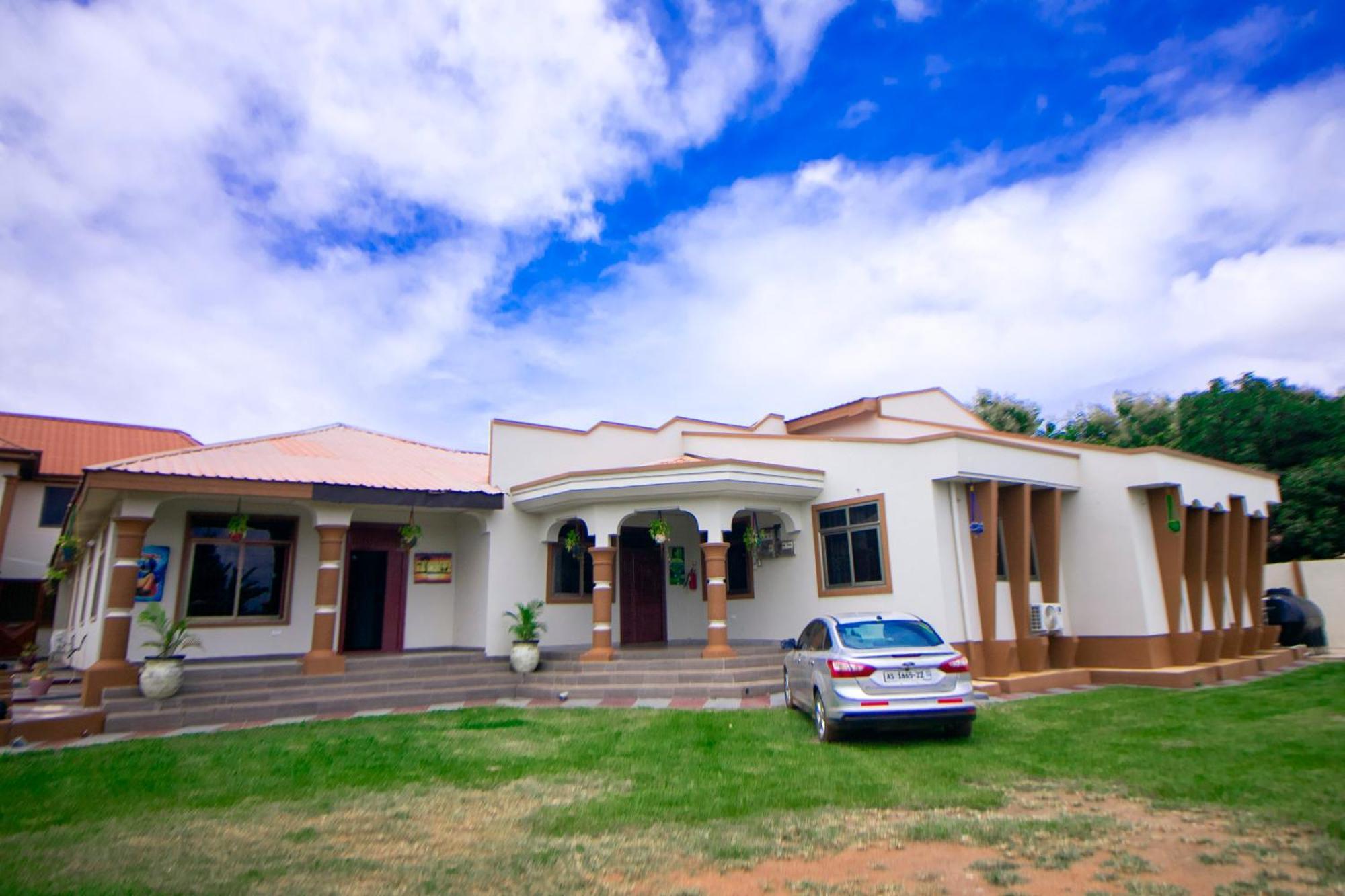 Indigo Cottage And Apartment Kumasi Extérieur photo