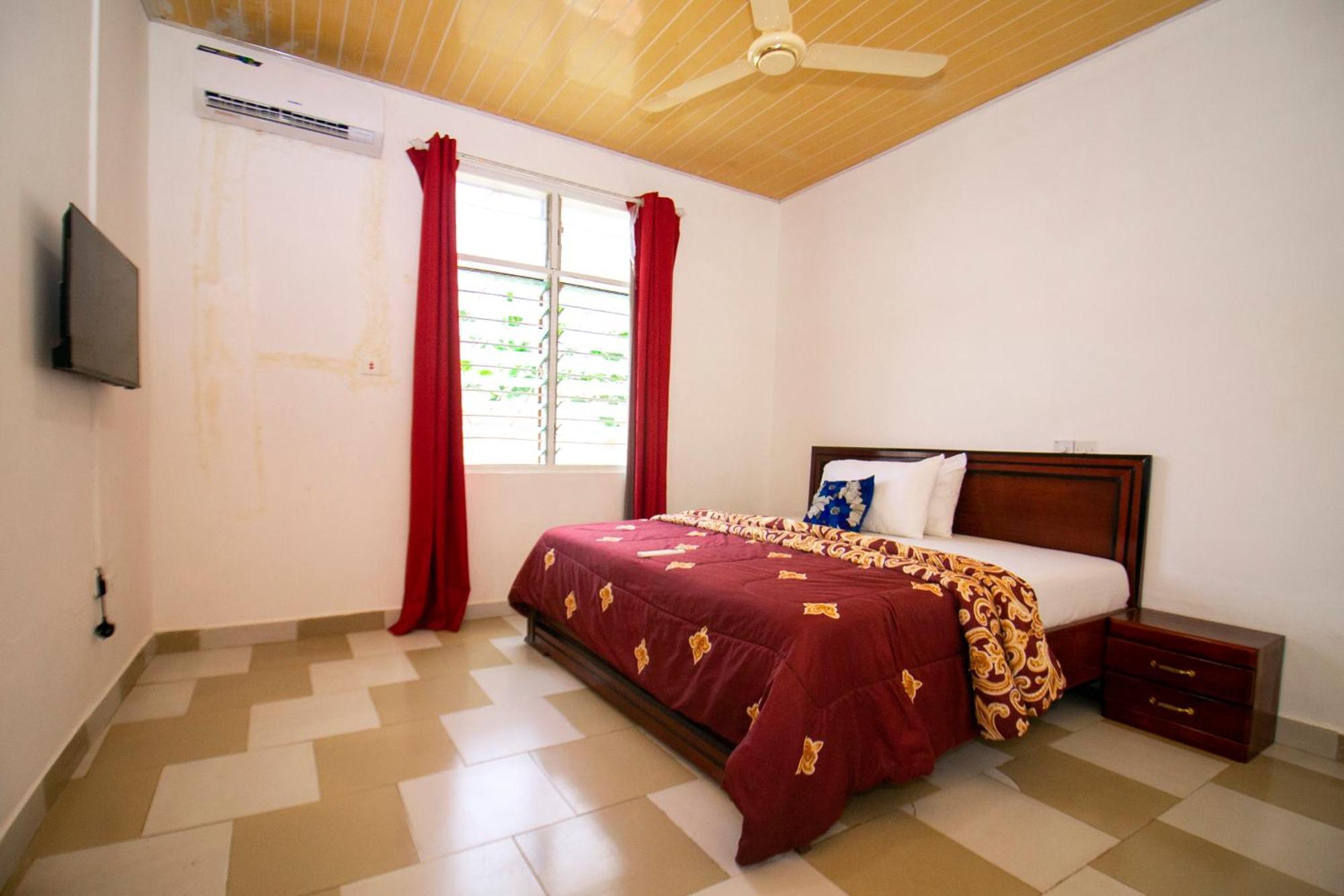 Indigo Cottage And Apartment Kumasi Extérieur photo