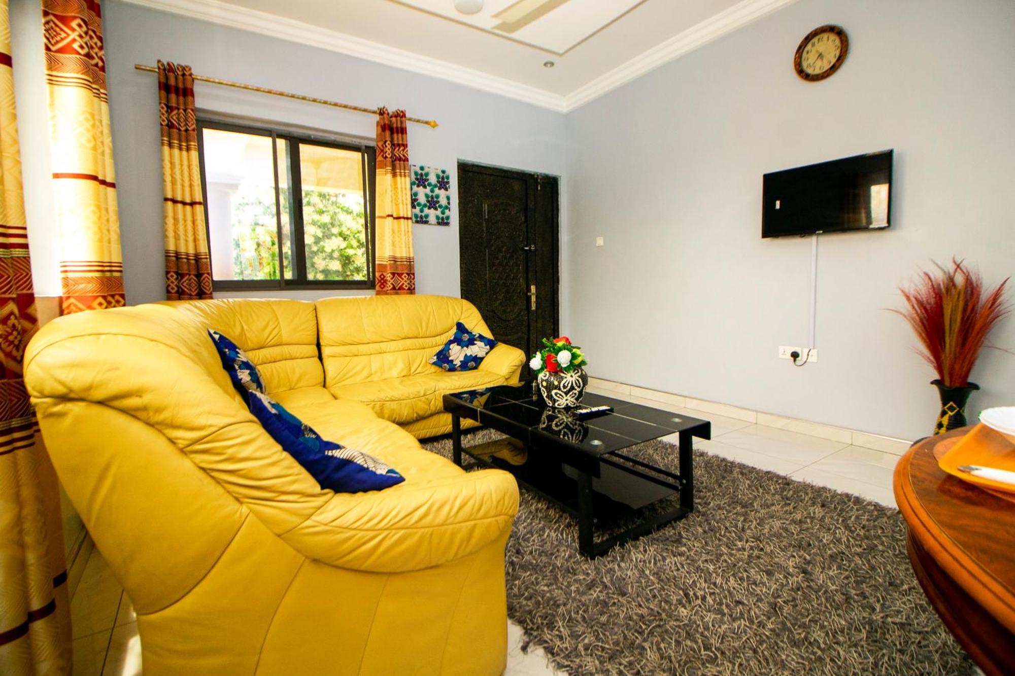Indigo Cottage And Apartment Kumasi Extérieur photo